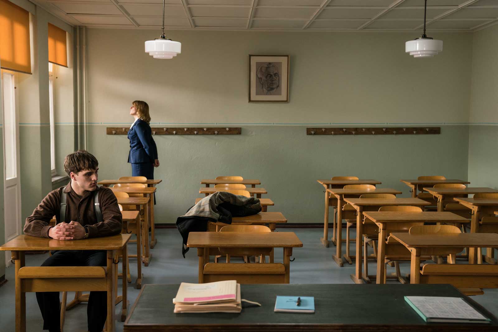 Julia Terjung - Photography: das schweigende klassenzimmer